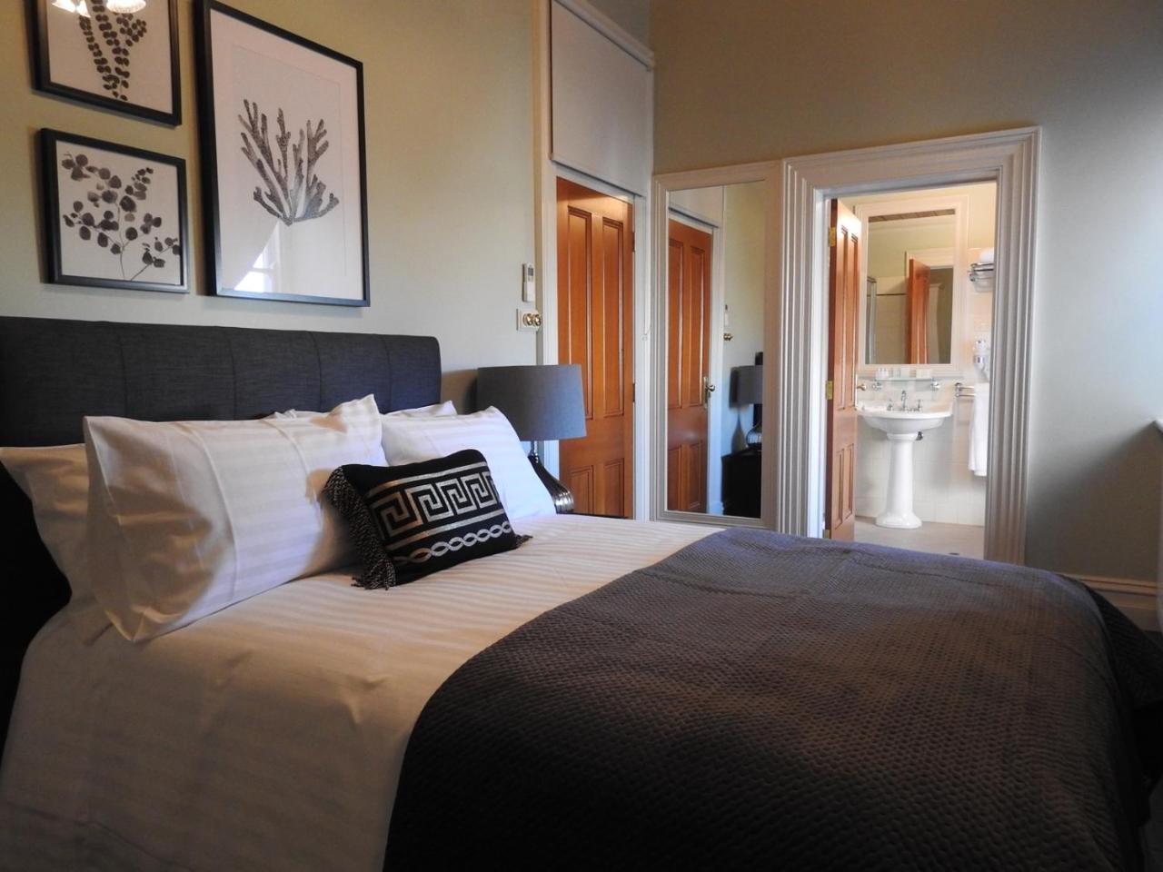 Bull And Mouth Hotel Maryborough Victoria Eksteriør billede